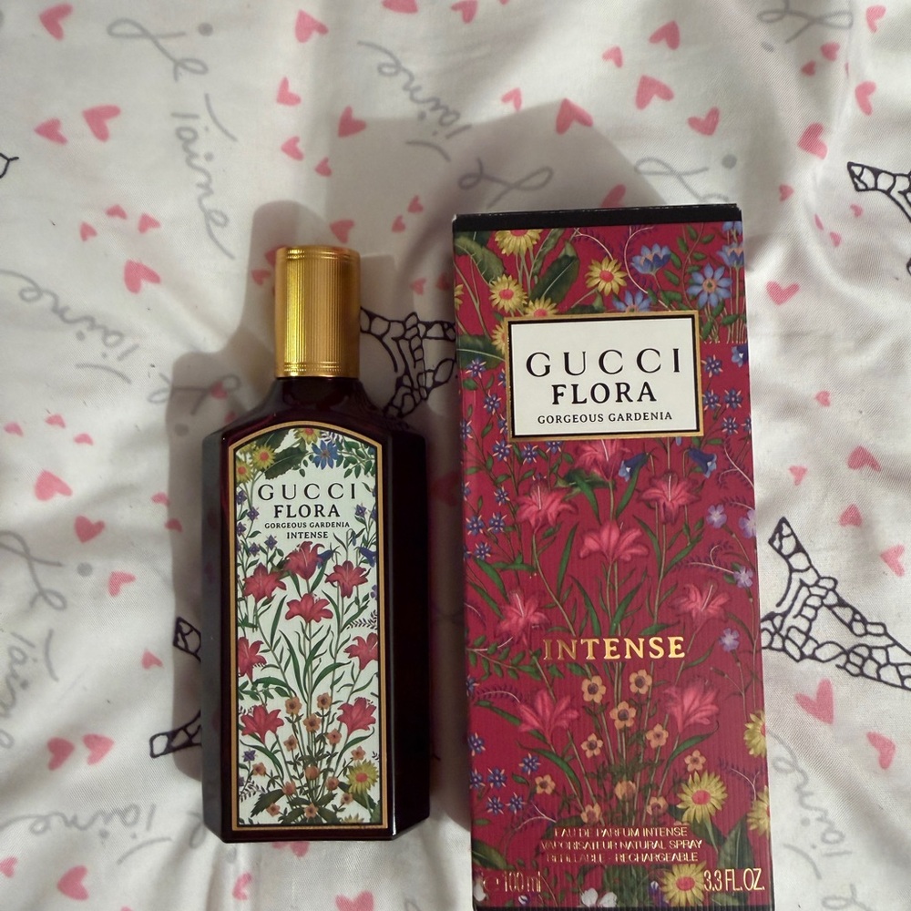 Gucci Flora Intense Body Oil - Red and Gold